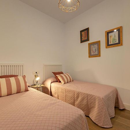 Cathedral Apartment Welcome Wheelchairs 6 Pax Seville Exterior photo